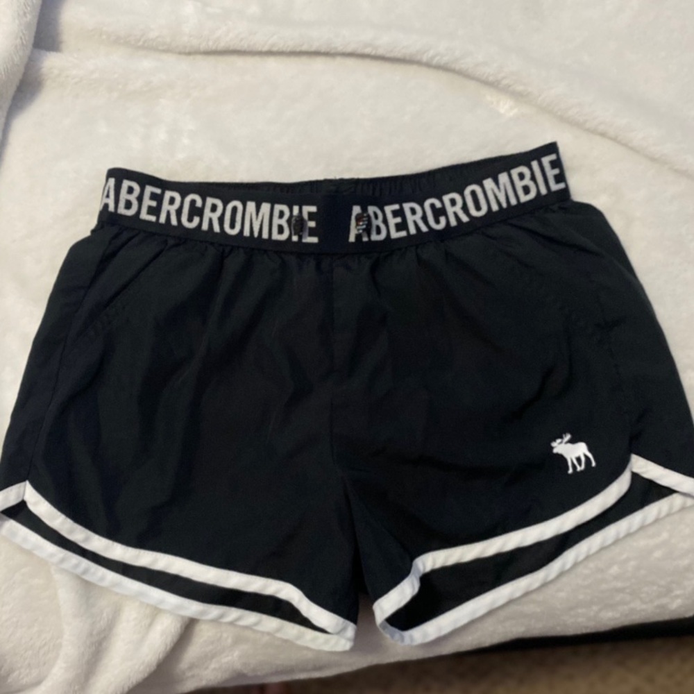 ABERBROMBIE SHORTS